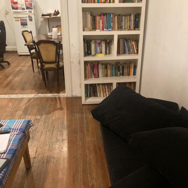 150 m2 Caballito verdadero centro de Buenos Aires Terraza propia Lleno de espacios verdes Living comedor enorme - Apartamento de 1 dormitorio - 2