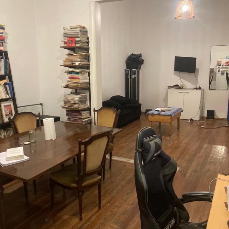 150 m2 Caballito verdadero centro de Buenos Aires Terraza propia Lleno de espacios verdes Living comedor enorme - Apartamento de 1 dormitorio - 3