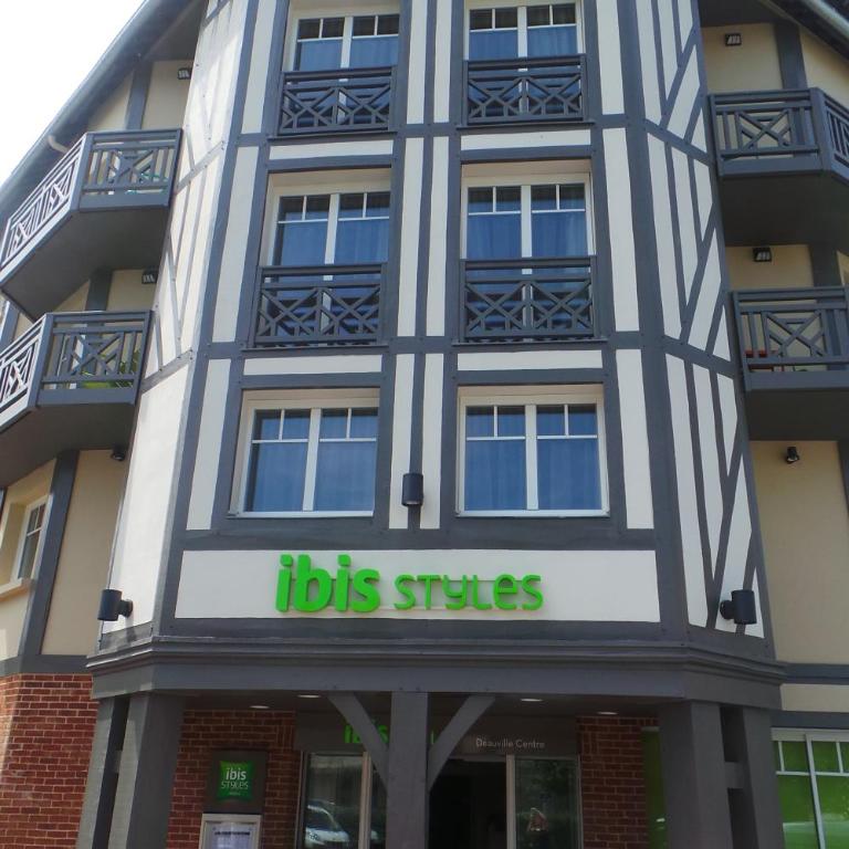 ibis Styles Deauville Centre - Chambre Double avec Balcon - 12