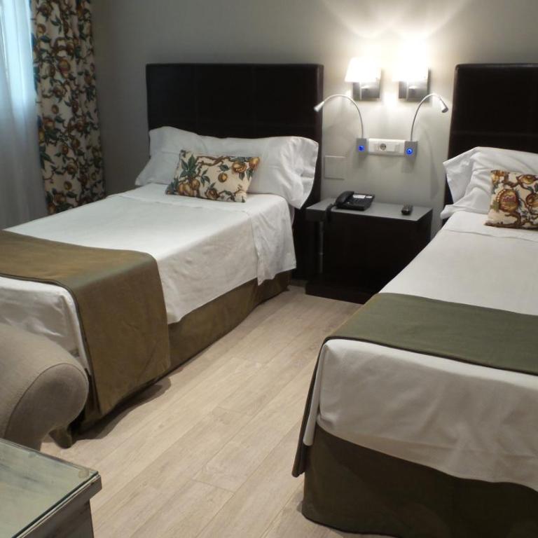 Hotel Moderno Puerta del Sol - Habitación Doble - 2 camas - 3
