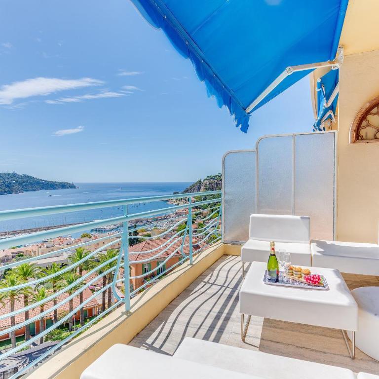 PANORAMIC ESTEREL AP4475 By Riviera Holiday Homes - Appartement 3 Chambres - Vue sur Mer - 4