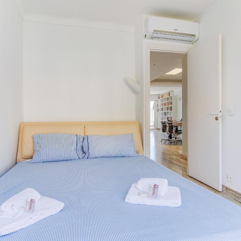 PANORAMIC ESTEREL AP4475 By Riviera Holiday Homes - Appartement 3 Chambres - Vue sur Mer - 20