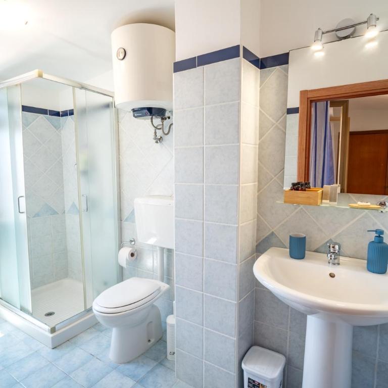 La Casa di Margaret - Two-Bedroom Apartment - 14