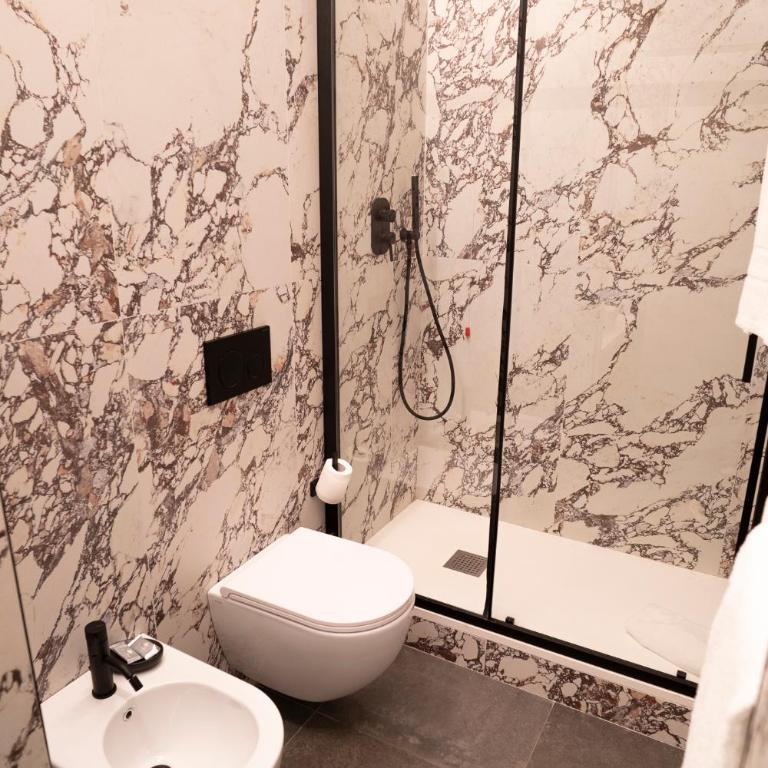 NoMad Guest House - Camera Deluxe - 11