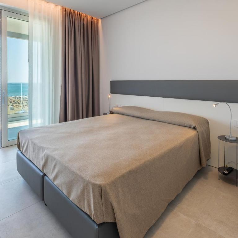ApartHotel Panorama Beach - Suite Superior con Vista Mare - 1