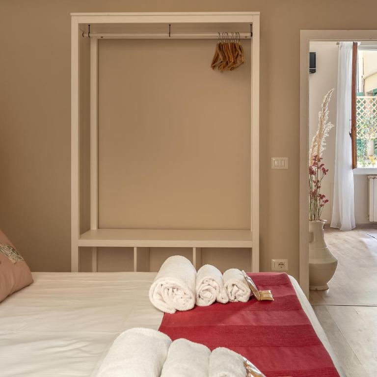 Augustus Florence Borgo Pinti 3 min Duomo - Appartamento con 2 Camere da Letto e Terrazza - 5
