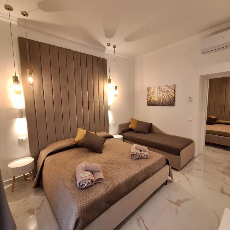 5 Terre - Two-Bedroom Apartment - 2
