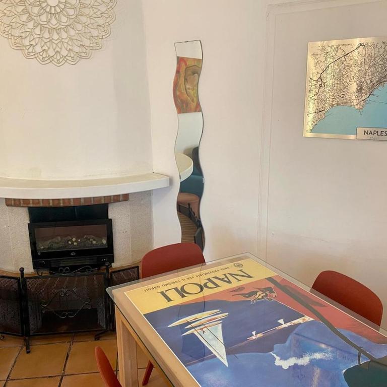 Seagulls House in the Heart of Naples Via Toledo - One-Bedroom Apartment - 70