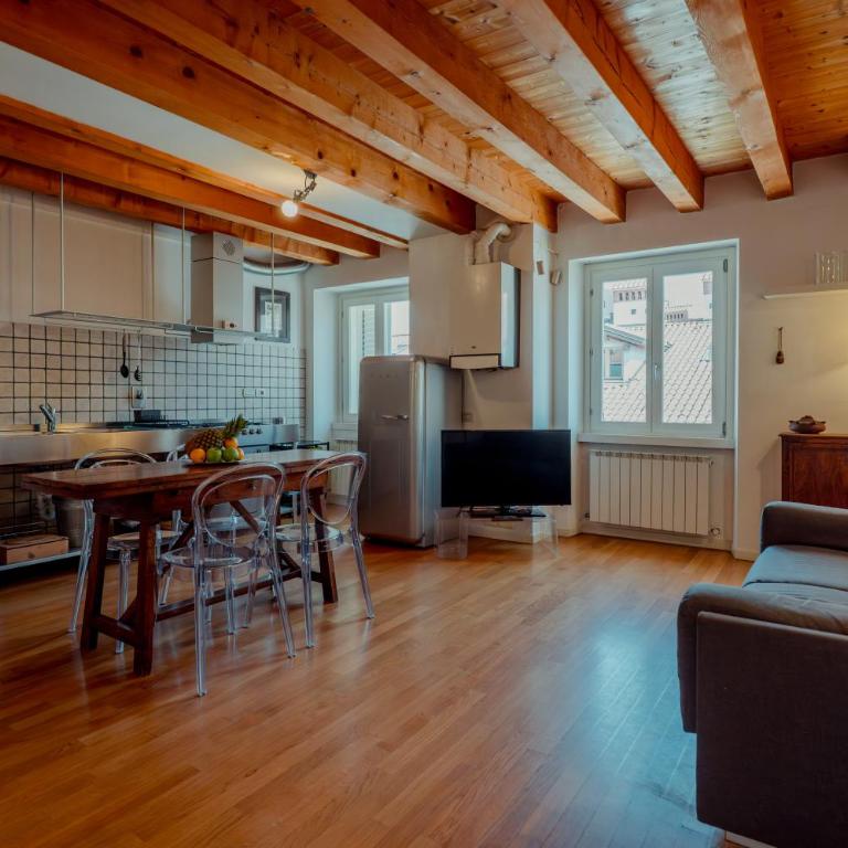Finestre su Cavana Historical City Center - Appartamento con 2 Camere da Letto - 2
