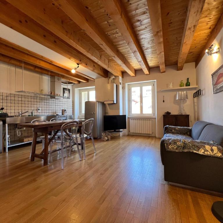 Finestre su Cavana Historical City Center - Appartamento con 2 Camere da Letto - 1