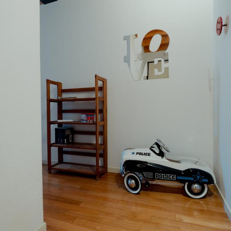 Finestre su Cavana Historical City Center - Appartamento con 2 Camere da Letto - 17