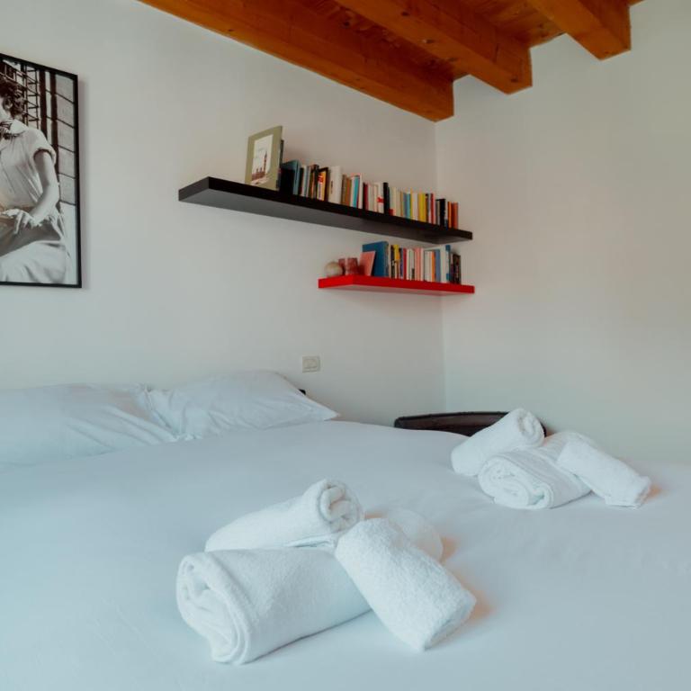 Finestre su Cavana Historical City Center - Appartamento con 2 Camere da Letto - 13