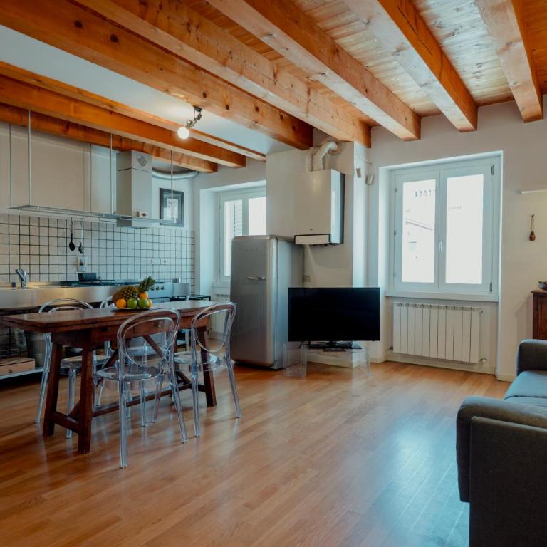 Finestre su Cavana Historical City Center - Appartamento con 2 Camere da Letto - 5