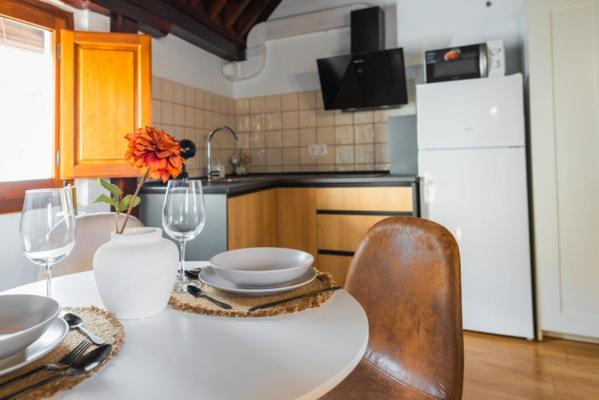 - Apartamento en el corazón de Granada - QH Correo Viejo - Duplex Apartment - 10