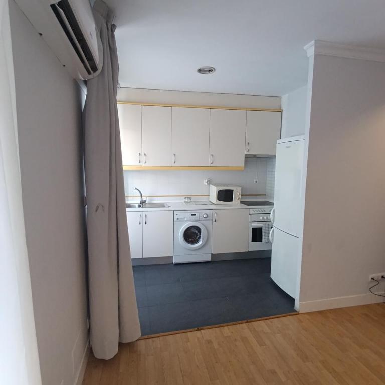 Apartamento en Huertas - Deluxe One-Bedroom Apartment - 3