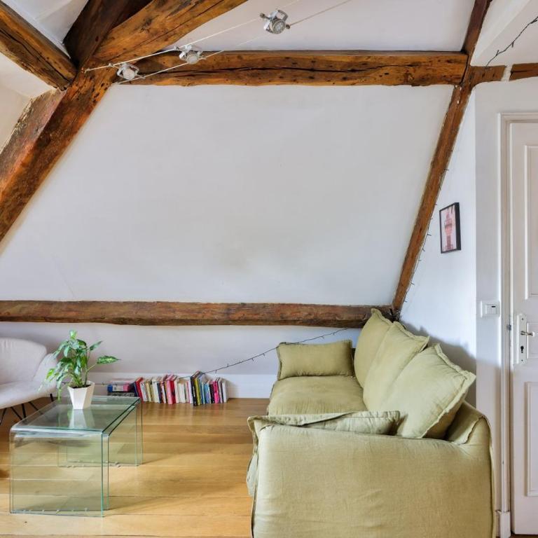 GuestReady - Charming nest in the city centre - One-Bedroom Apartment - 10