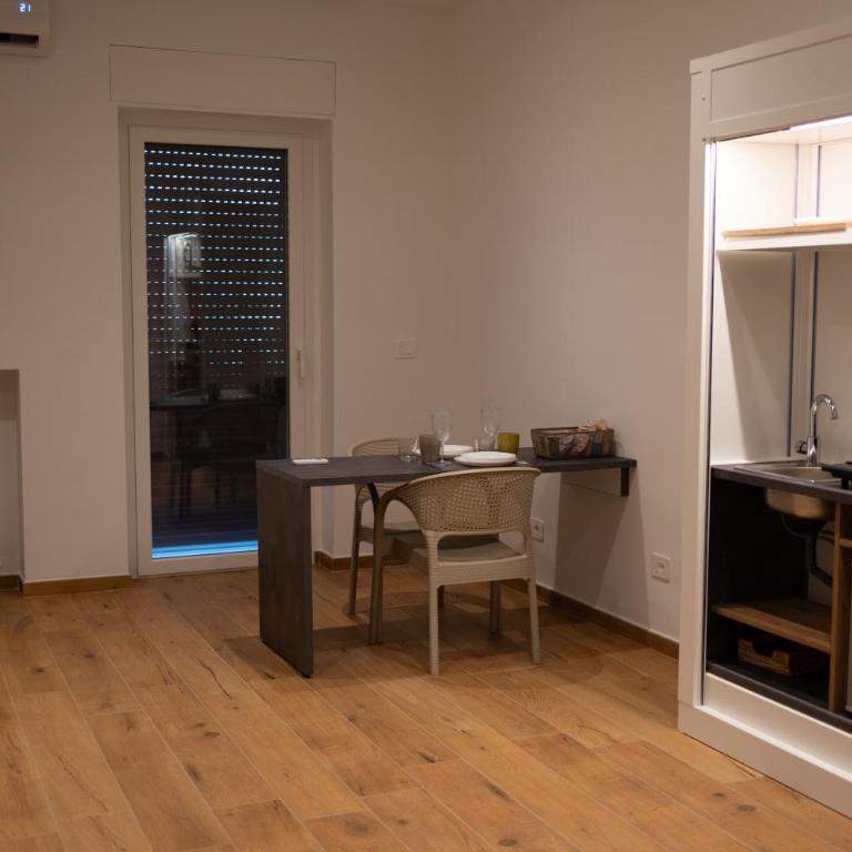G&G Luxury Rooms - Camera Matrimoniale con Bagno Privato - 9