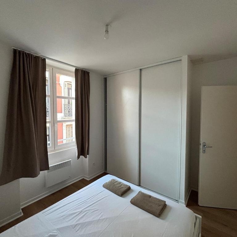 Nouveau magnifique T3 Cœur de Dax - Parking dans résidence - Two-Bedroom Apartment with City View - 17