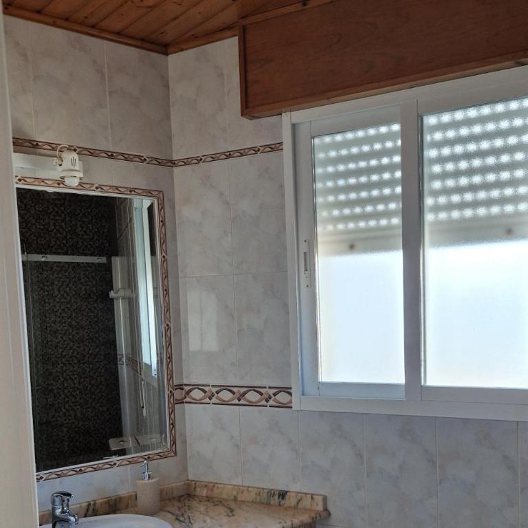 APARTAMENTO PASEO DE LORDELO VISTAS - 4º - Three-Bedroom Apartment - 14