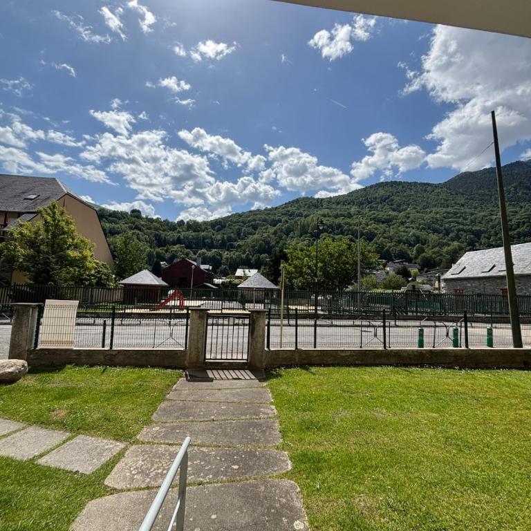 Appartement COSY au centre L'Aragon - Apartment mit 1 Schlafzimmer mit Stadtblick - 37