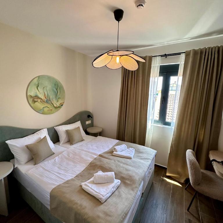 Garni Hotel MB Premium - Double or Twin Room - 4