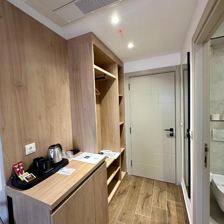 Garni Hotel MB Premium - Double or Twin Room - 2