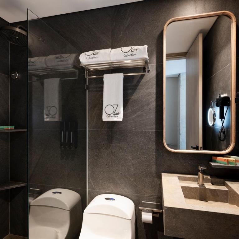 OZ Hotel Collection - Standard Double Room - 12