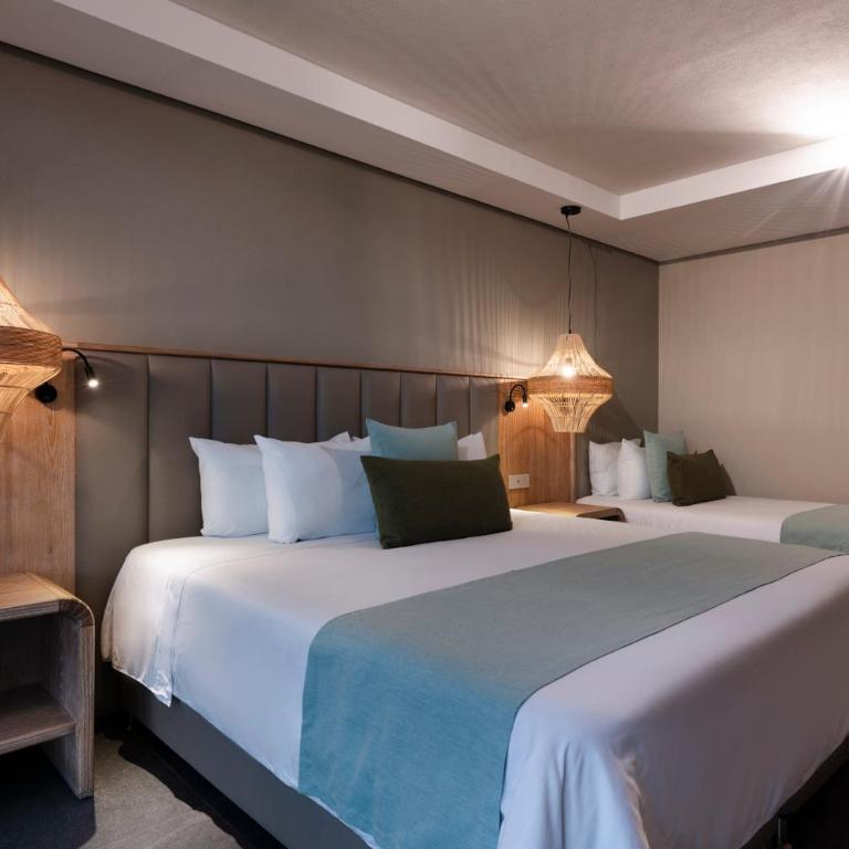 OZ Hotel Collection - Junior Suite - 8