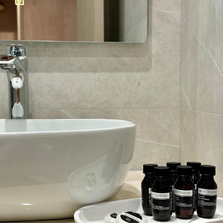 Garni Hotel MB Premium - Double or Twin Room - 5