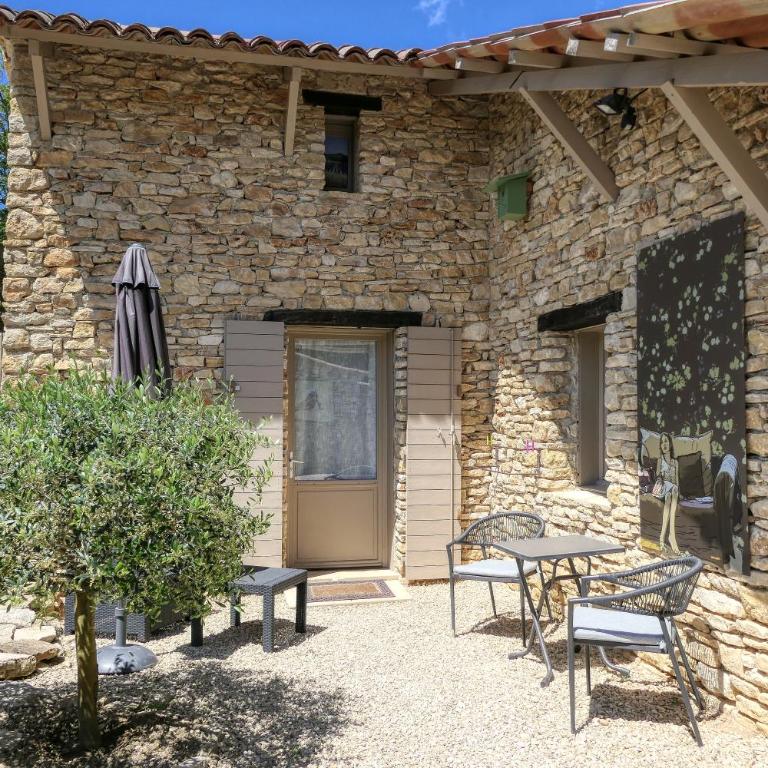 Les Chambres du Hameau , une Parenthèse Provençale - Habitación Doble con vistas al jardín - 2