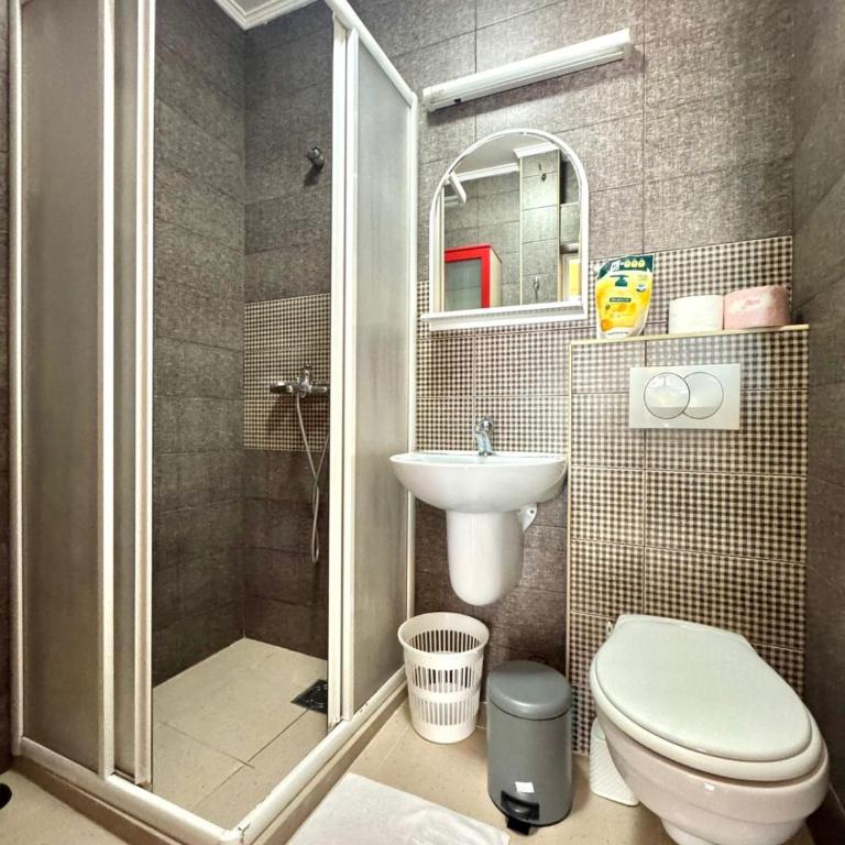 Beachfront Holiday Home Rafailovici - One-Bedroom Apartment - 7