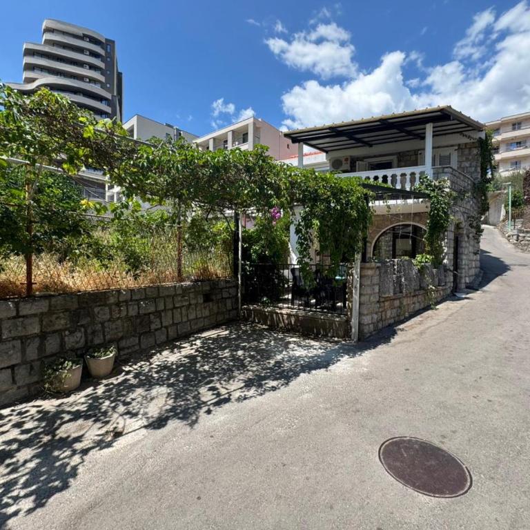 Beachfront Holiday Home Rafailovici - One-Bedroom Apartment - 23