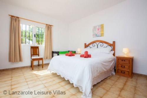 Casa Gegore Puerto del Carmen Lanzarote Leisure Villas - Three-Bedroom Villa - 7