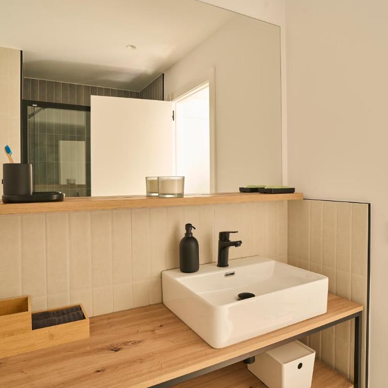 The Carabanchel Episode - Comfort Double Room - 7