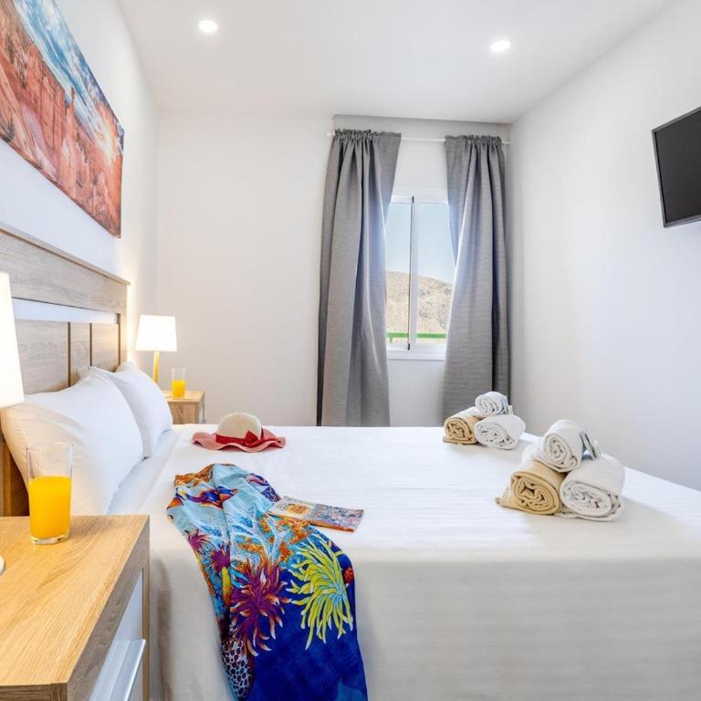 31 Los Cristianos front sea, pool free WiFi - Apartamento de 1 dormitorio - 2