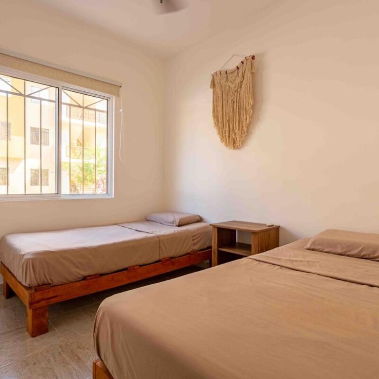 BEACH BOHO CONDO - 3 Rec Completely New - Three-Bedroom Apartment - 10