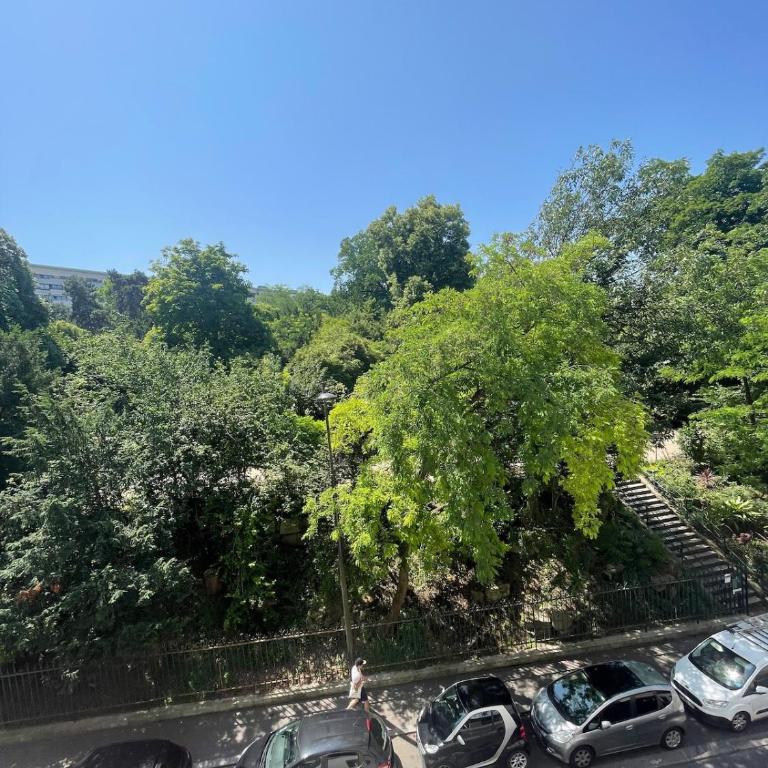 Notre appartement vue sur les Buttes Chaumont - Appartement 1 Chambre - 11