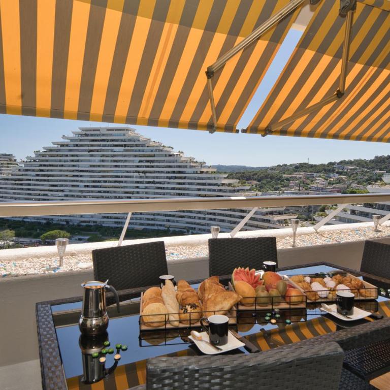 Le Ducal - Two-Bedroom Apartment with Sea View - 58