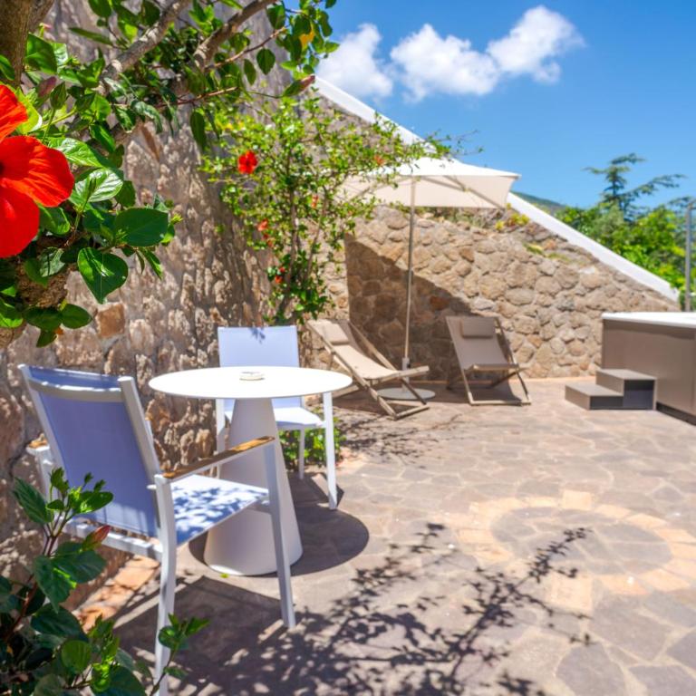 Dolceterra Eolian Villas - Superior Villa - 12