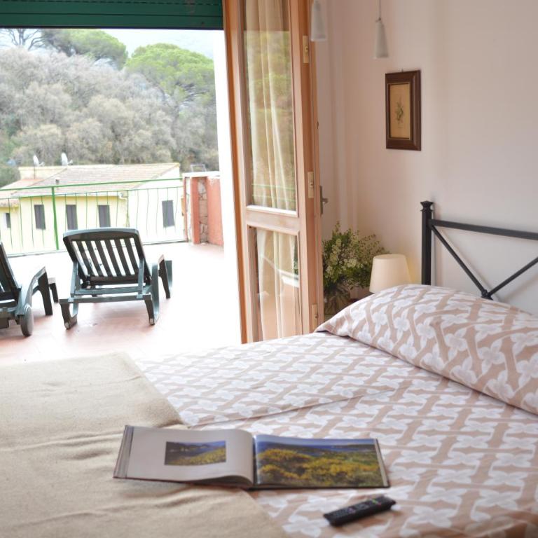 Hotel La Feluca - Camera Matrimoniale Piccola - 2