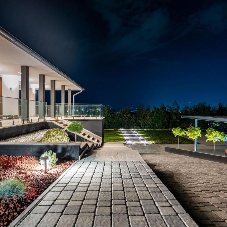 Hillmax Residence - Vila - 16