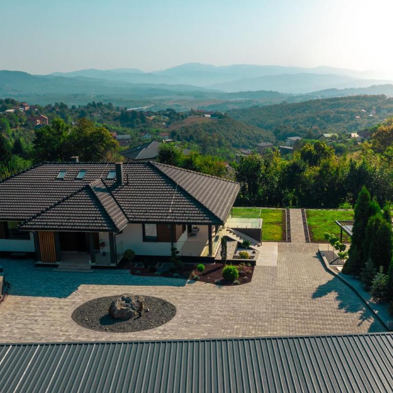Hillmax Residence - Vila - 4