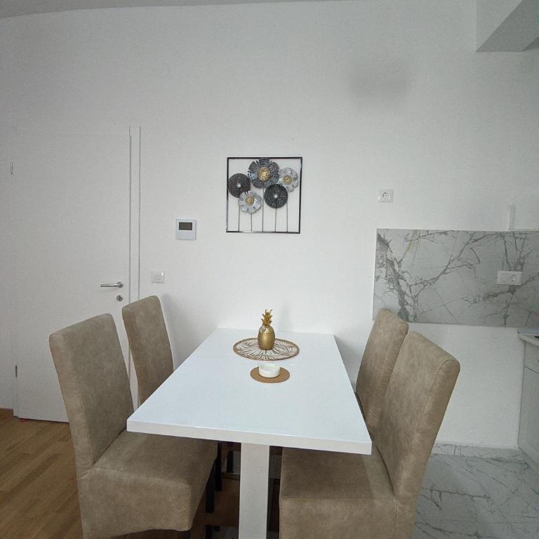 Apartman Mina, Bečići - Budva - One-Bedroom Apartment - 6