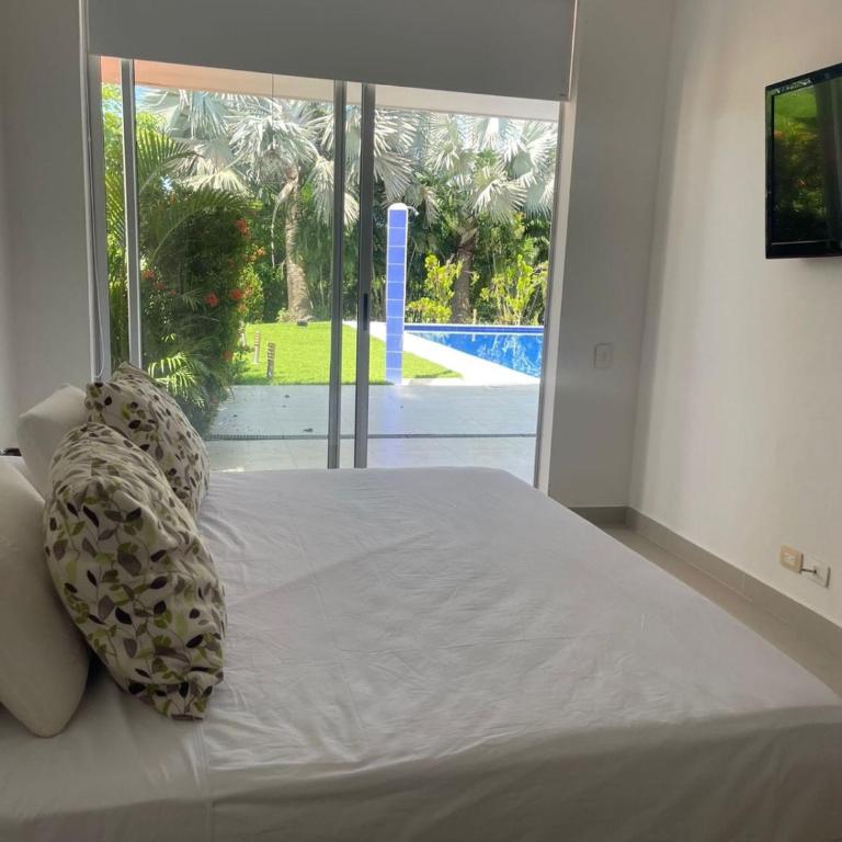 Amplio y cómodo apto para 6 a Max 12 personas con piscina privada en Laguna Club - Apartment - 6