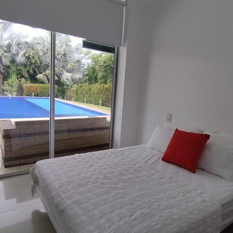Amplio y cómodo apto para 6 a Max 12 personas con piscina privada en Laguna Club - Apartment - 12