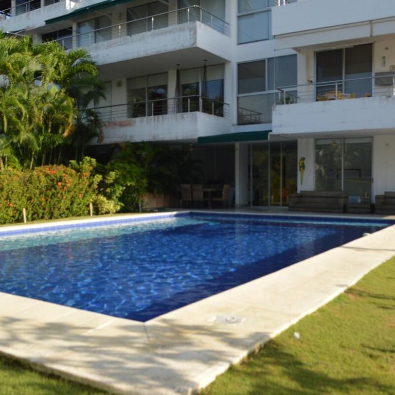 Amplio y cómodo apto para 6 a Max 12 personas con piscina privada en Laguna Club - Apartment - 47