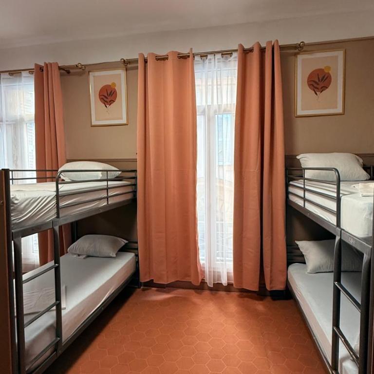 HOTEL SYLVABELLE - Lit Simple dans Dortoir pour Femmes - 2