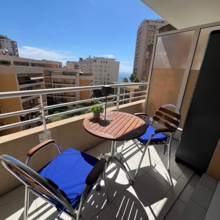 New Large Studio - Monaco Border - Sea View - Lift - Parking included - Deluxe Double Room with Balcony and Sea View - 18