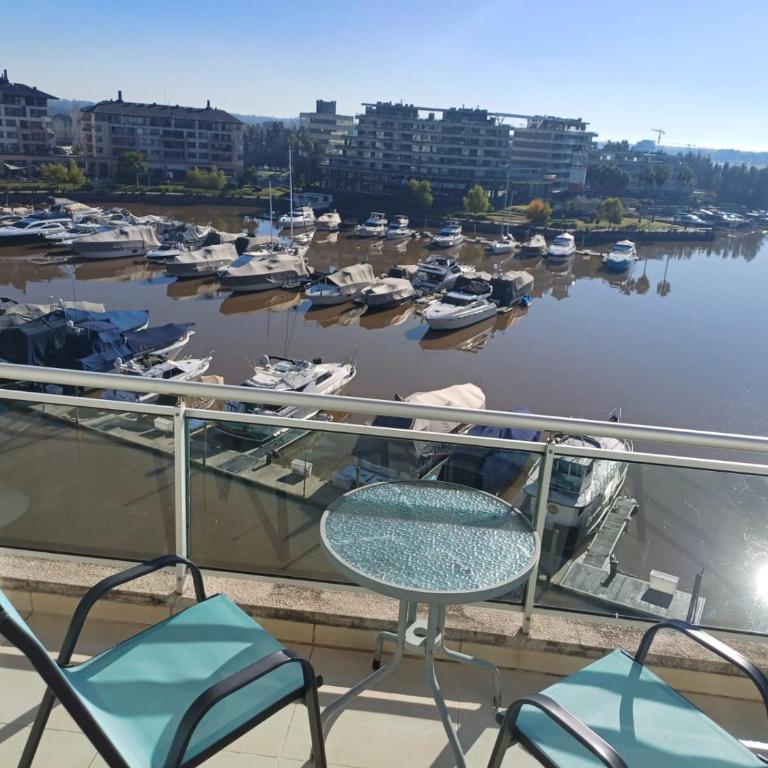 APART , DEPARTAMENTO CONDOMINIO BAHIA GRANDE NORDELTA, TIGRE , BALCÓN Y VISTA A LA BAHIA , PISCINA EXTERIOR OPCIONAL arancelada - Apartment with Lake View - 11