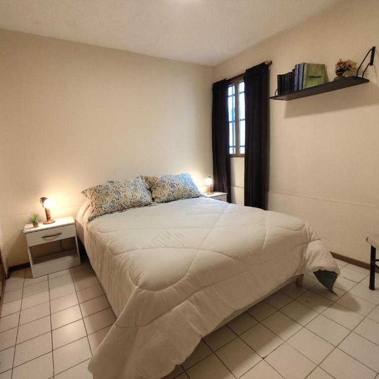 Departamento PB patio y cochera - Apartamento de 2 dormitorios - 3